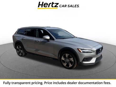 Used 2025 Volvo V60 B5 Cross Country Plus AWD/4WD image 1