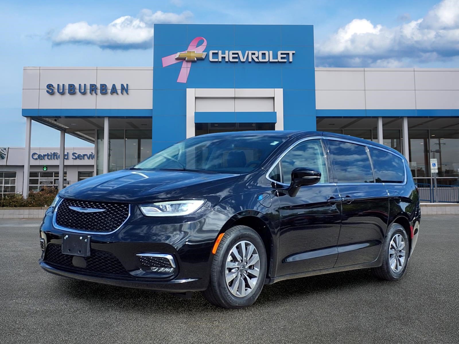 Used 2024 Chrysler Pacifica Limited FWD 360° Tour