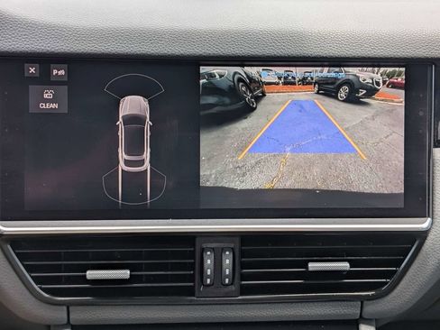Certified 2021 Porsche Cayenne Coupe AWD/4WD image 22