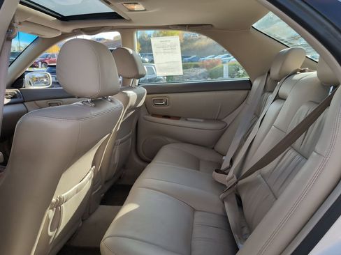 Used 2001 Lexus ES 330 image 13