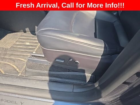Used 2022 Tesla Model Y Performance AWD/4WD image 10