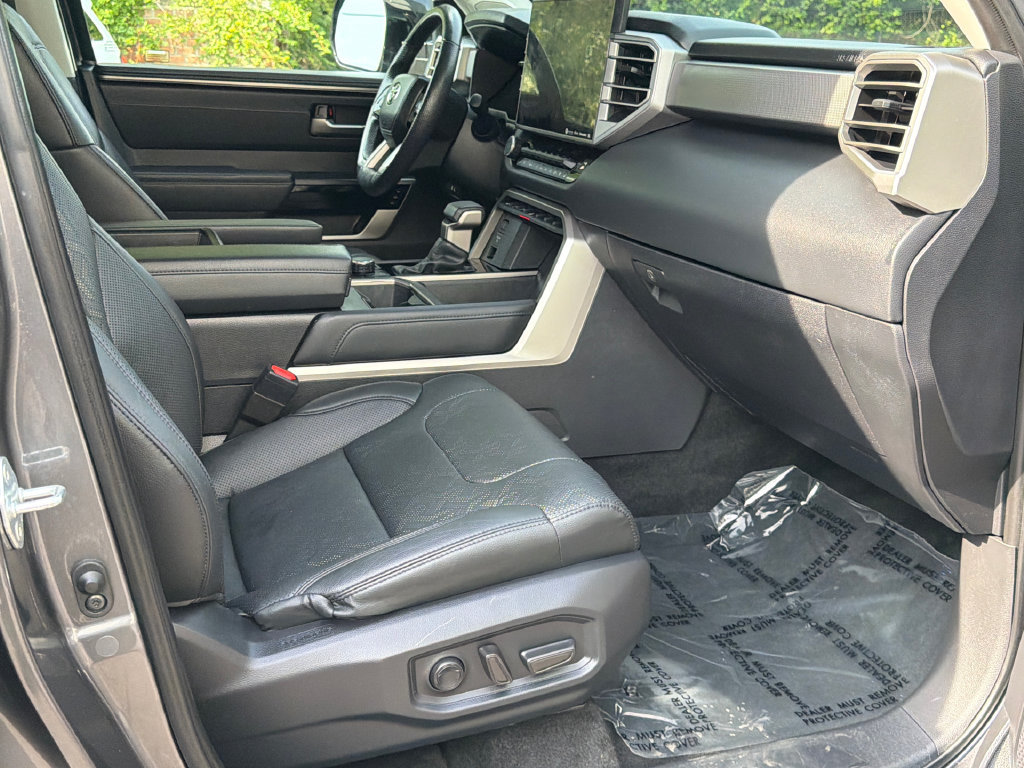 Used 2024 Toyota Tundra Limited AWD/4WD image 10