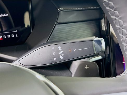 New 2026 GMC Acadia Elevation image 15