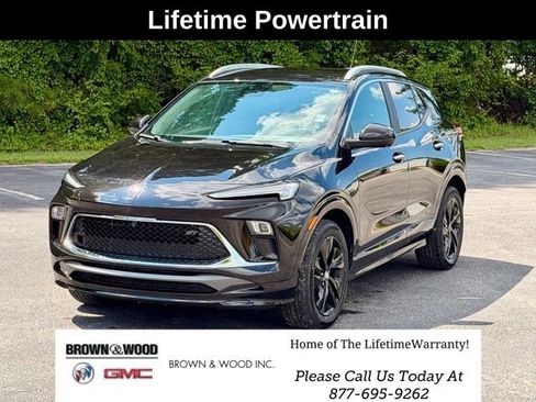Used 2024 Buick Encore GX Sport Touring w/ Advanced Technology Package FWD image 1