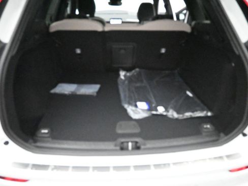 New 2026 Volvo XC60 B5 Core w/ Climate Package AWD/4WD image 31
