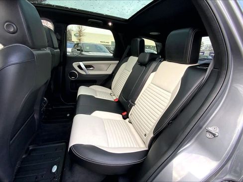 Used 2025 Land Rover Discovery Sport Dynamic SE image 20