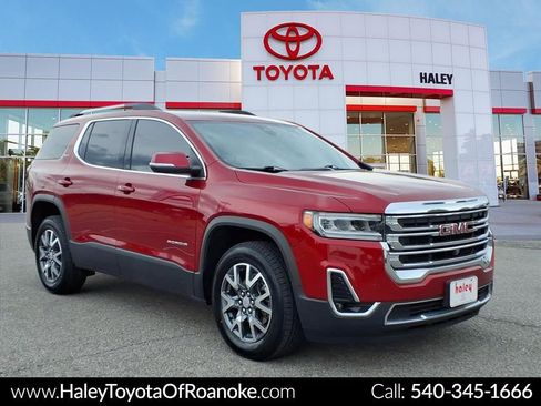 Used 2023 GMC Acadia SLT w/ Technology Package AWD/4WD image 1