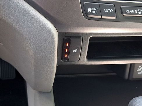 Used 2020 Honda Pilot EX image 27
