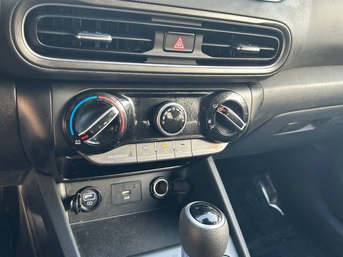 Used 2023 Hyundai Kona SEL AWD/4WD image 22