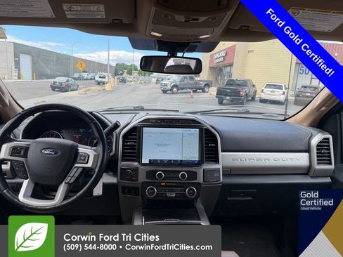 Used 2022 Ford F450 Lariat w/ Lariat Value Package AWD/4WD image 3