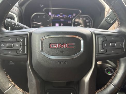 Used 2023 GMC Sierra 2500 AT4 w/ AT4 Premium Plus Package AWD/4WD image 7