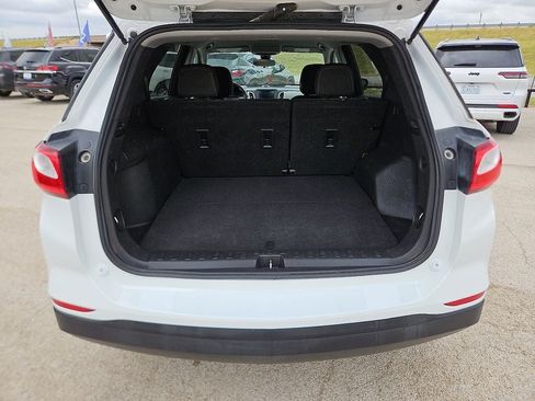 Used 2021 Chevrolet Equinox LS w/ LS Convenience Package FWD image 15