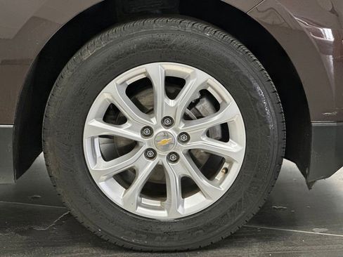 Used 2020 Chevrolet Equinox LT FWD image 24