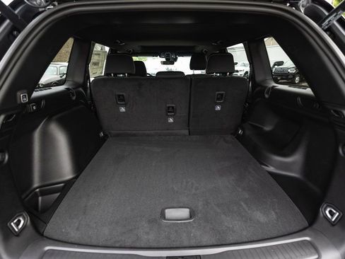 New 2025 Jeep Grand Cherokee Laredo X w/ Luxury Tech Group I AWD/4WD image 31