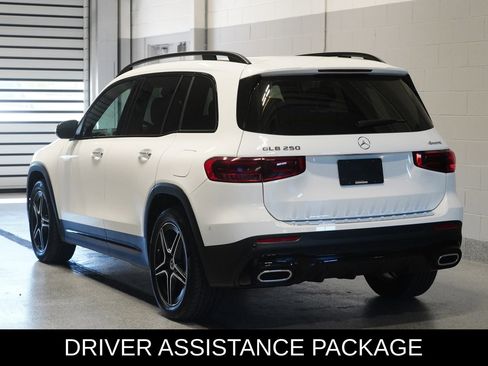 Certified 2026 Mercedes-Benz GLB 250 4MATIC image 4