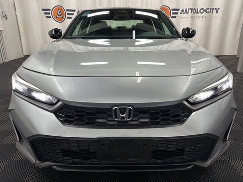 Used 2025 Honda Civic Sport image 3