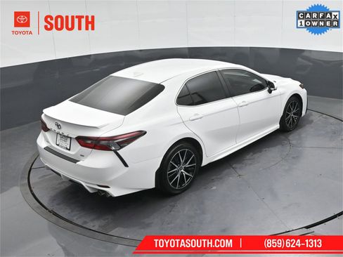 Used 2023 Toyota Camry SE image 41