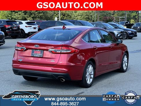 Used 2020 Ford Fusion SE image 22