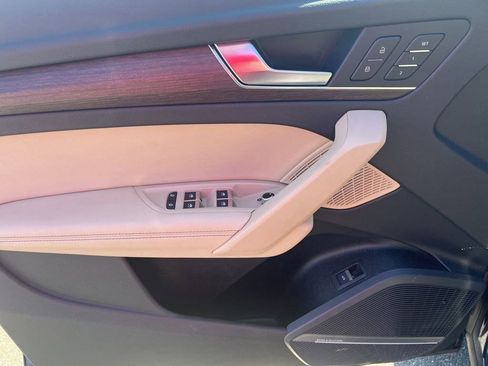 Used 2023 Audi Q5 2.0T Premium Plus w/ Premium Plus Package image 11