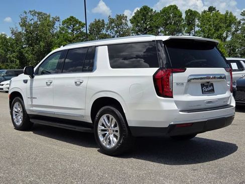 Used 2024 GMC Yukon XL SLT w/ SLT Luxury Package AWD/4WD image 3