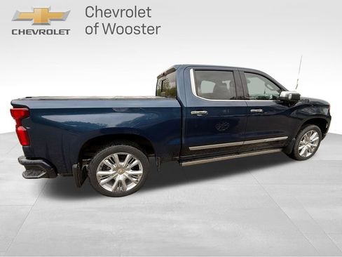Used 2023 Chevrolet Silverado 1500 High Country w/ High Country Premium Package AWD/4WD image 7