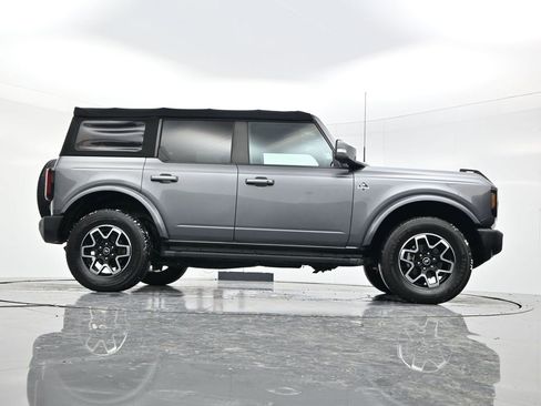 Used 2021 Ford Bronco Outer Banks image 51