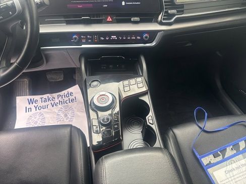 Certified 2023 Kia Sportage SX Prestige image 13