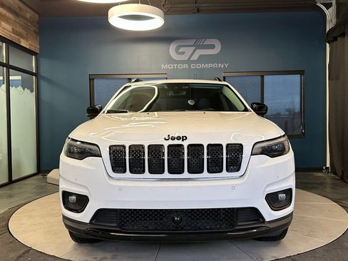 Used 2023 Jeep Cherokee Altitude Lux AWD/4WD image 8