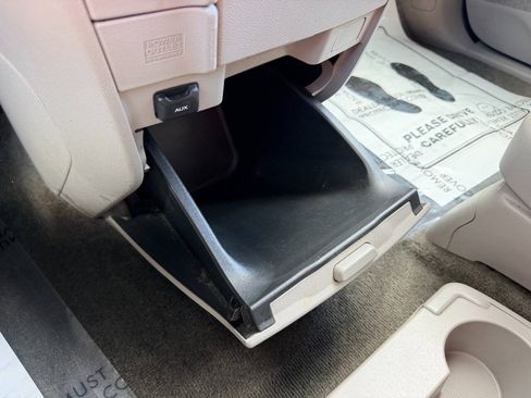 Used 2015 Honda Odyssey LX image 43
