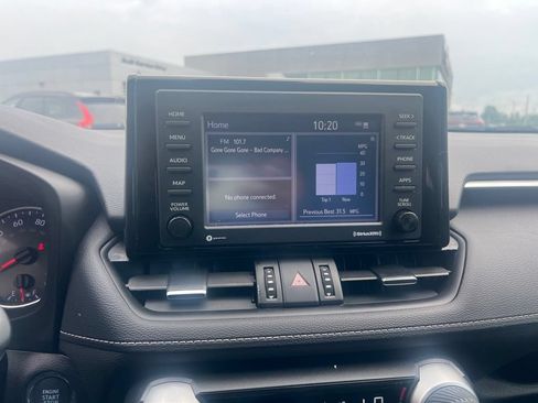 Used 2021 Toyota RAV4 XLE Premium FWD image 8