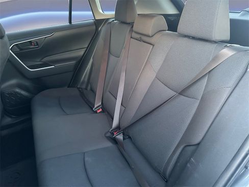 Used 2019 Toyota RAV4 LE image 16