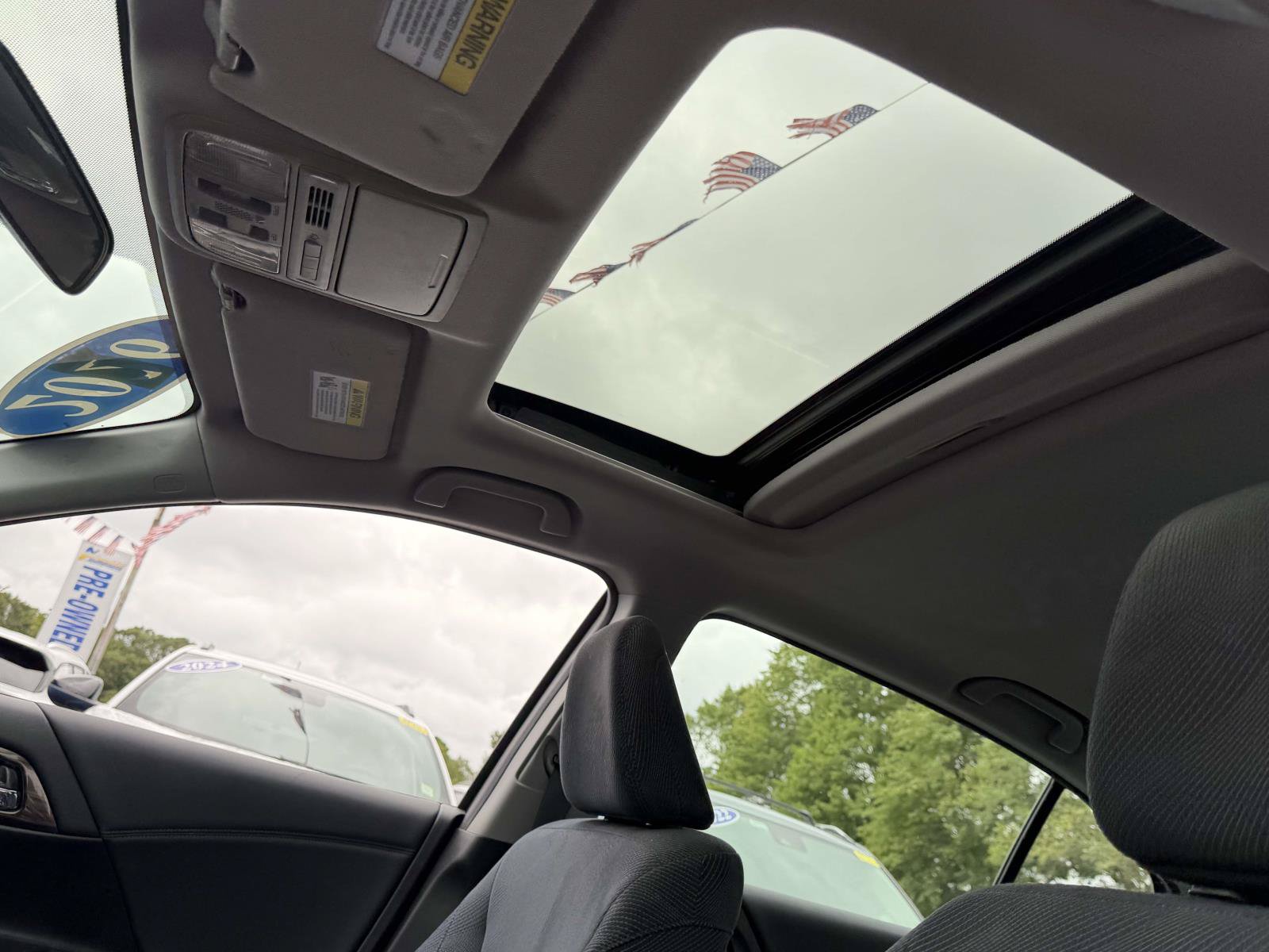 Used 2016 Honda Accord EX image 8