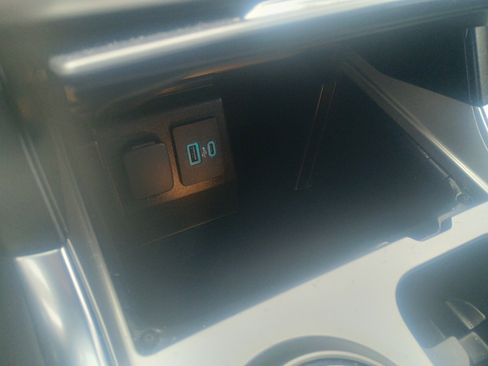 Certified 2023 Ford Explorer XLT w/ Equipment Group 202A image 29