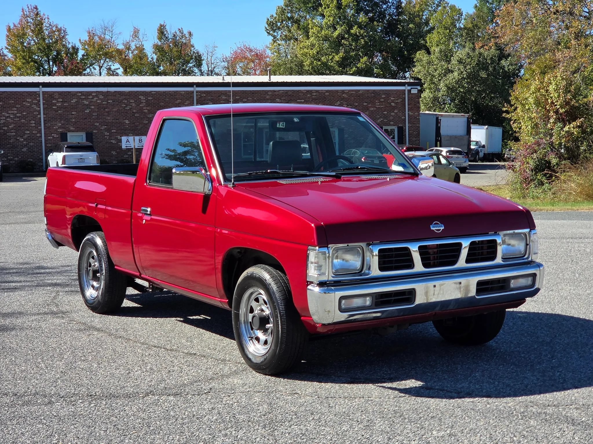 Used 1995 Nissan Pickup 2WD Regular Cab image 5