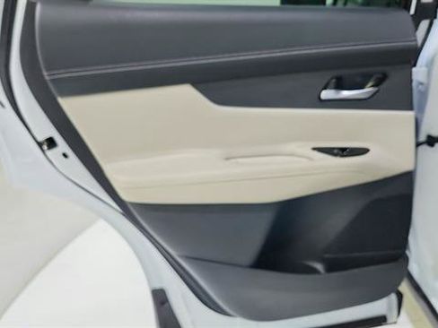 Certified 2025 Nissan Murano SL AWD/4WD image 24