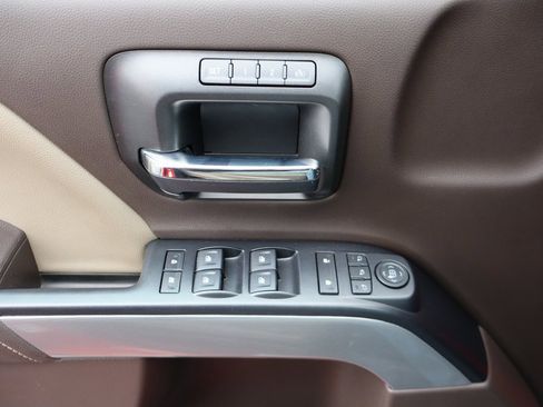 Used 2019 Chevrolet Silverado 2500 LTZ w/ Vortec Plus Package image 20