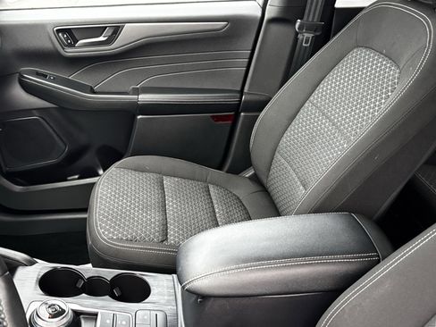 Used 2023 Ford Escape Active image 6