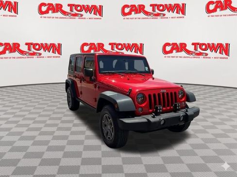 Used 2016 Jeep Wrangler Unlimited Rubicon AWD/4WD image 2
