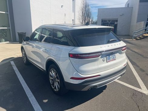 Certified 2022 Lincoln Corsair AWD w/ Premium Package image 4