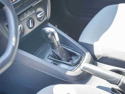 Used 2017 Volkswagen Jetta S image 22