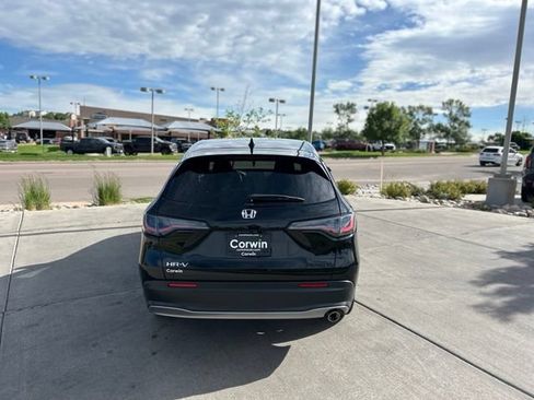 Used 2025 Honda HR-V Sport image 7