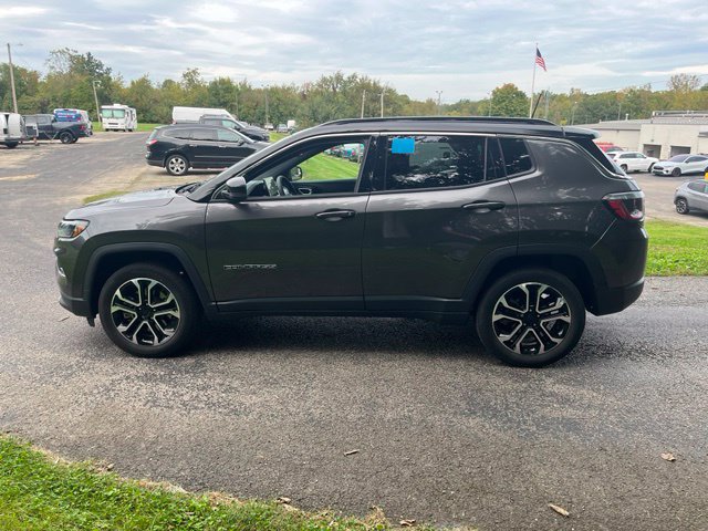 Used 2023 Jeep Compass Limited AWD/4WD image 6