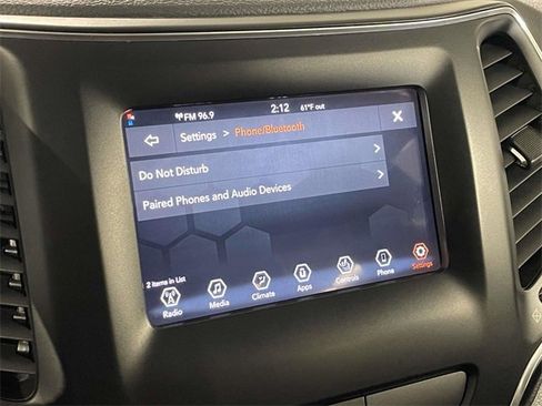 Used 2020 Jeep Cherokee Latitude Plus image 25