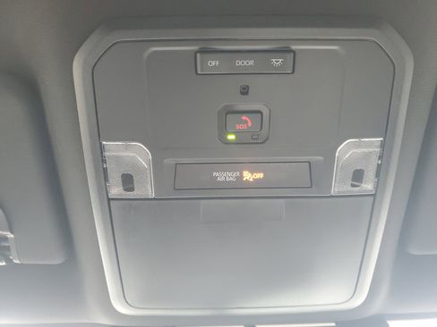 Used 2024 Toyota Tacoma SR image 28