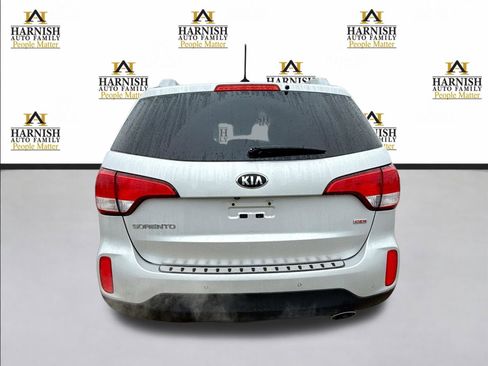 Used 2015 Kia Sorento LX AWD/4WD image 5