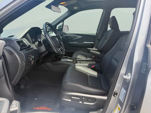 Certified 2023 Honda Passport TrailSport image 15