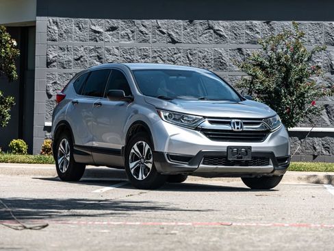 Used 2019 Honda CR-V LX image 2