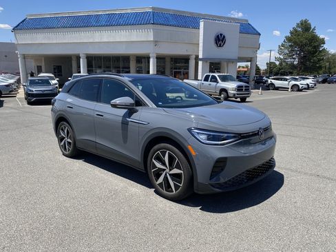 Used 2023 Volkswagen ID.4 S RWD image 2
