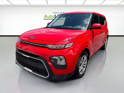 Used 2021 Kia Soul LX FWD image 3