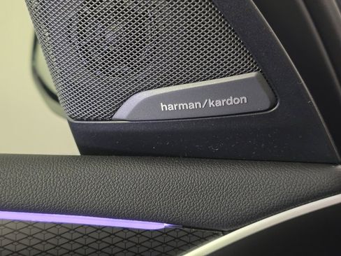 Certified 2023 BMW X3 xDrive30i w/ M Sport Package image 9